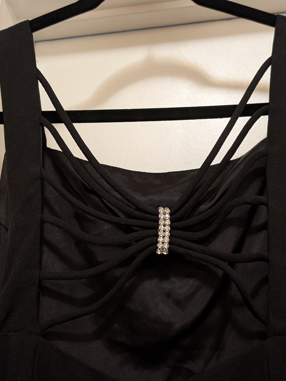 Onyx Nite Size 20 Black Formal Evening Gown Rhinestone Strappy Back